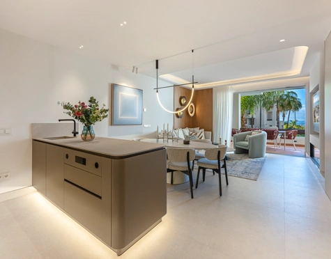 Apartment for sale in Bahía del Velerín, Estepona East