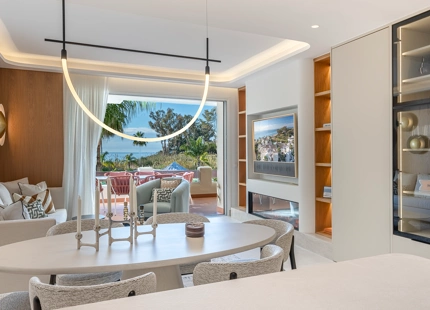 ELEGANT 3-BEDROOM LUXURY APARTMENT ON THE NEW GOLDEN MILE, ESTEPONA