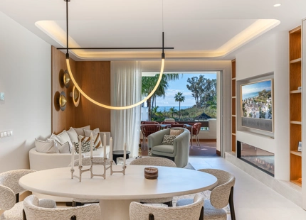 ELEGANT 3-BEDROOM LUXURY APARTMENT ON THE NEW GOLDEN MILE, ESTEPONA