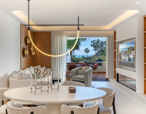 Apartment for sale in Bahía del Velerín, Estepona East