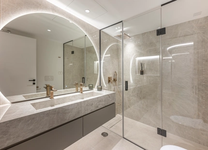ELEGANT 3-BEDROOM LUXURY APARTMENT ON THE NEW GOLDEN MILE, ESTEPONA