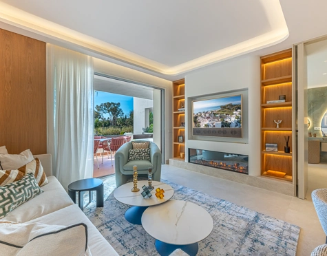 Apartment for sale in Bahía del Velerín, Estepona East