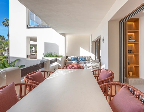 Apartment for sale in Bahía del Velerín, Estepona East