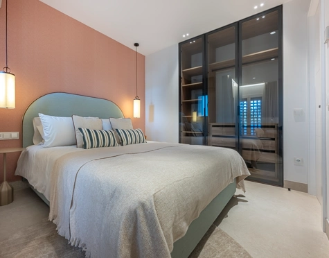 Apartment for sale in Bahía del Velerín, Estepona East