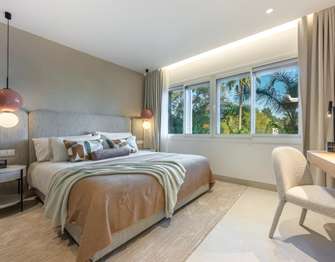 Apartment for sale in Bahía del Velerín, Estepona East