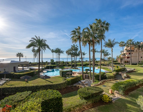 Apartamento en venta en New Golden Mile, Estepona East