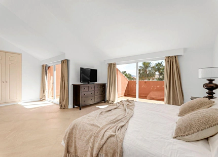 Luxury Duplex Penthouse in El Embrujo Playa, Puerto Banús, Marbella