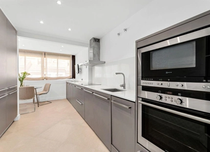 Luxury Duplex Penthouse in El Embrujo Playa, Puerto Banús, Marbella
