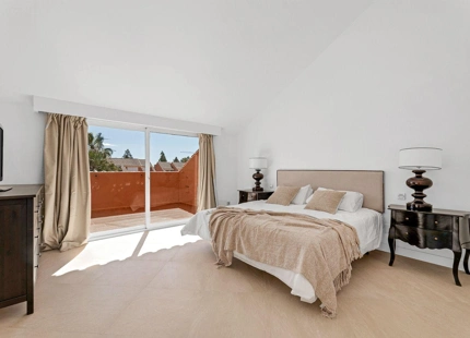 Luxury Duplex Penthouse in El Embrujo Playa, Puerto Banús, Marbella