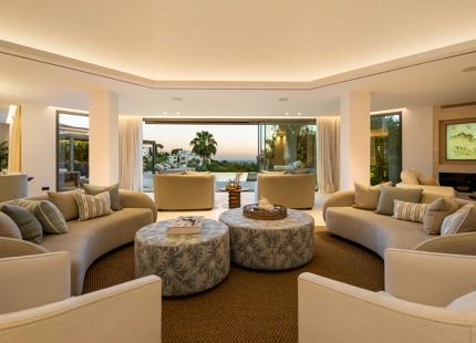 ENCANTADORA VILLA DE 6 DORMITORIOS EN EL HERROJO, BENAHAVÍS
