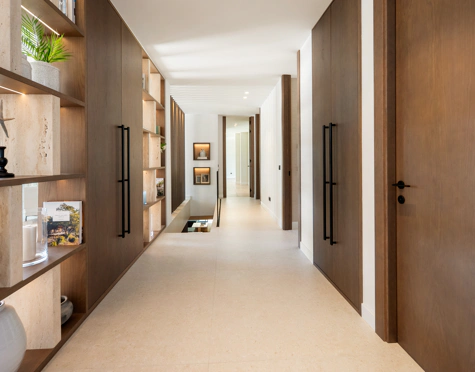 Villa en venta en El Herrojo, Benahavis