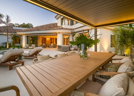 ENCANTADORA VILLA DE 6 DORMITORIOS EN EL HERROJO, BENAHAVÍS