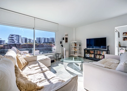 VILLA SEMIADOSADA CON PISCINA PRIVADA EN BENALMÁDENA