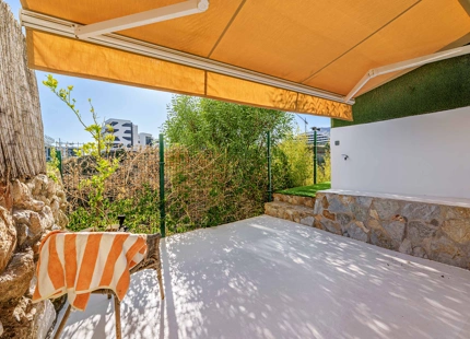 VILLA SEMIADOSADA CON PISCINA PRIVADA EN BENALMÁDENA
