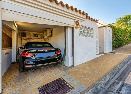VILLA SEMIADOSADA CON PISCINA PRIVADA EN BENALMÁDENA