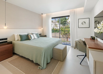 LUXURY DUPLEX PENTHOUSE WITH PRIVATE POOL IN BENAHAVÍS
