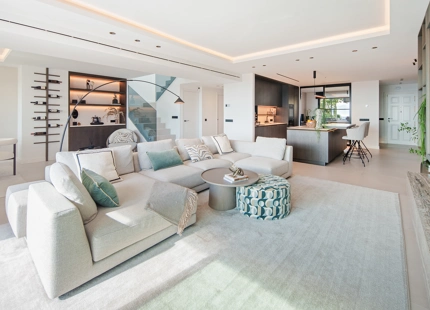 LUXURY DUPLEX PENTHOUSE WITH PRIVATE POOL IN BENAHAVÍS
