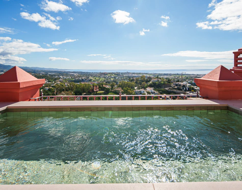 Duplex Penthouse for sale in Monte Halcones, Benahavis