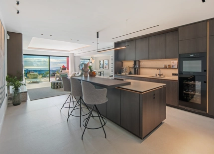 LUXURY DUPLEX PENTHOUSE WITH PRIVATE POOL IN BENAHAVÍS