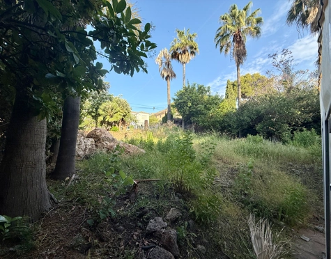 # Urbanizable plot in Nueva Andalucía, Marbella