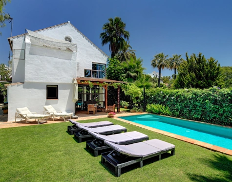Villa for short term rent in Nueva Andalucia, Marbella