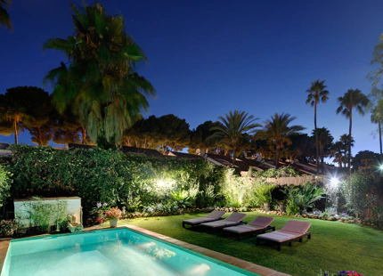 ENCANTADORA VILLA PARA ALQUILER VACACIONAL EN NUEVA ANDALUCÍA