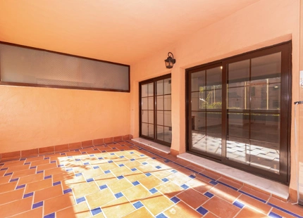 SPACIOUS 4-BEDROOM APARTMENT ON THE NEW GOLDEN MILE, ESTEPONA