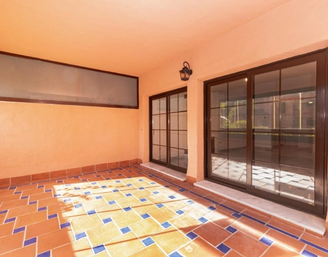 Apartamento en venta en Hacienda del Sol, Estepona East