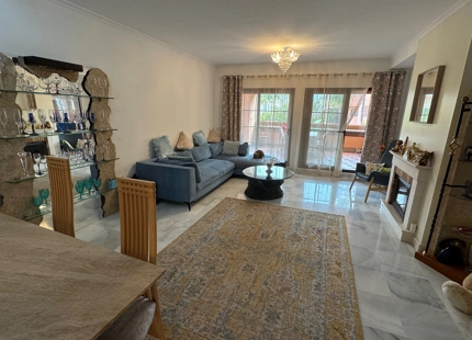 SPACIOUS 4-BEDROOM APARTMENT ON THE NEW GOLDEN MILE, ESTEPONA