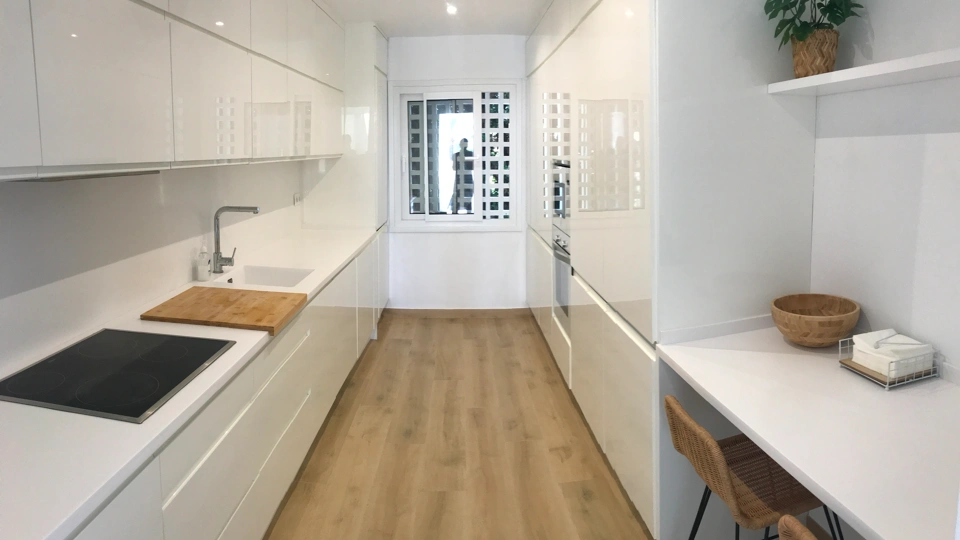 Atico Duplex en alquiler a corta temporada en Alcazaba Beach, Estepona Este