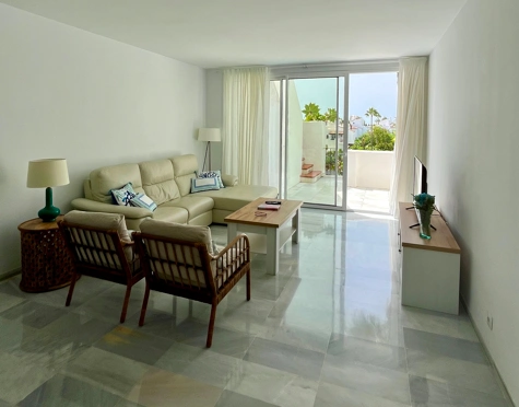 Atico Duplex en alquiler a corta temporada en Alcazaba Beach, Estepona East