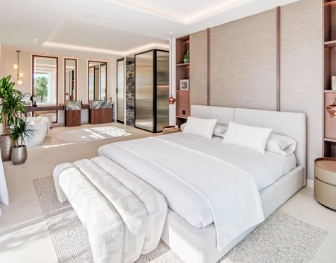 Villa en venta en Nueva Andalucia, Marbella
