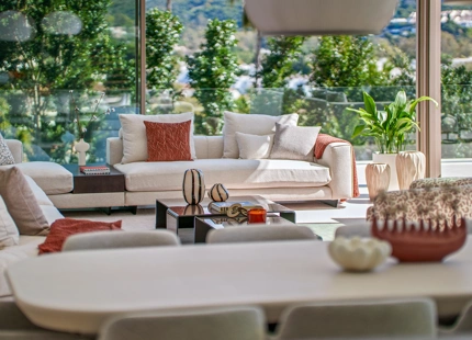 VILLA EXCEPCIONAL CON IMPRESIONANTES VISTAS Y CARACTERÍSTICAS EN NUEVA ANDALUCÍA