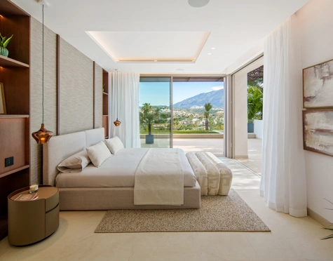 Villa en venta en Nueva Andalucia, Marbella