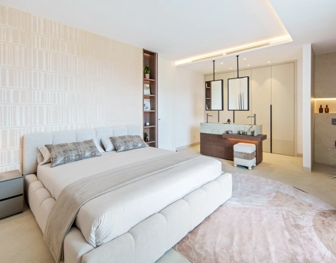 Villa en venta en Nueva Andalucia, Marbella