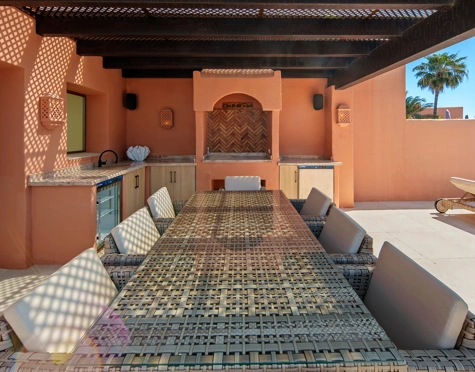 Duplex Penthouse for sale in La Morera, Marbella Este