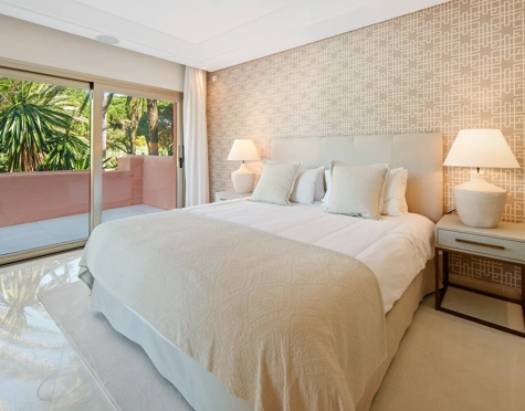 Duplex Penthouse for sale in La Morera, Marbella Este