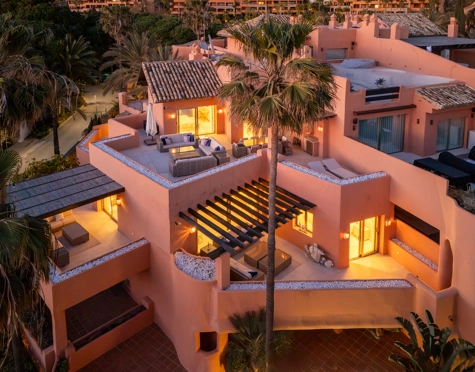 Duplex Penthouse for sale in La Morera, Marbella Este