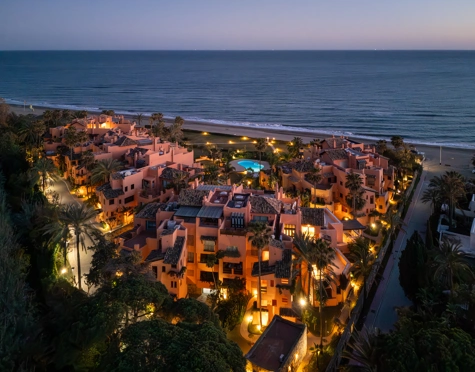 Duplex Penthouse for sale in La Morera, Marbella Este
