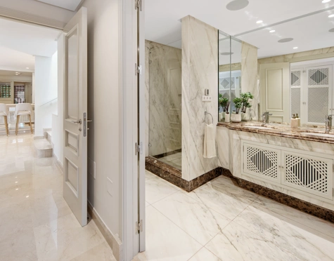 Duplex Penthouse for sale in La Morera, Marbella Este