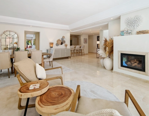 Duplex Penthouse for sale in La Morera, Marbella Este