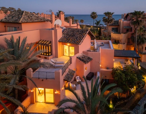 Duplex Penthouse for sale in La Morera, Marbella Este