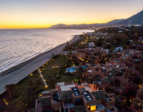 Duplex Penthouse for sale in La Morera, Marbella Este
