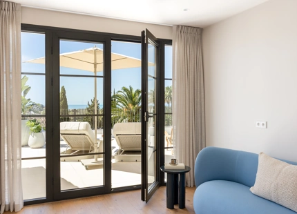 ENCANTADORA VILLA DE 4 DORMITORIOS CON IMPRESIONANTES VISTAS EN EL PARAÍSO ALTO, BENAHAVÍS