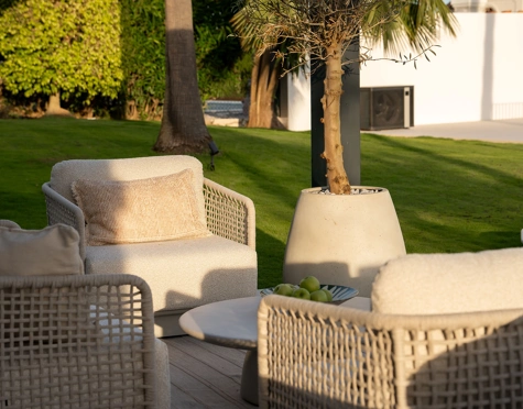 Villa for sale in Los Altos del Paraiso, Estepona
