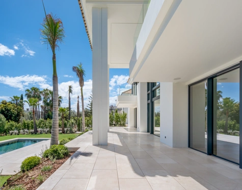 Villa for sale in Rocio de Nagüeles, Marbella Golden Mile