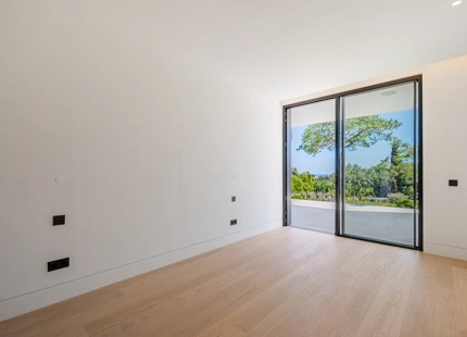 VILLA DE LUJO DE 6 DORMITORIOS CON AMPLIA PARCELA EN MARBELLA