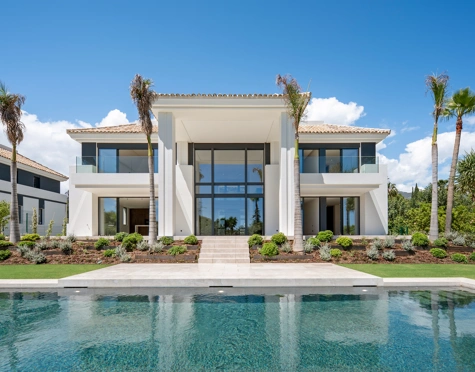 Villa for sale in Rocio de Nagüeles, Marbella Golden Mile