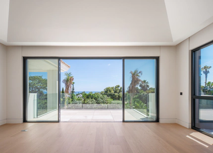 VILLA DE LUJO DE 6 DORMITORIOS CON AMPLIA PARCELA EN MARBELLA