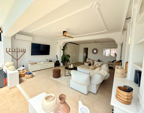 Villa for sale in Nueva Andalucia, Marbella